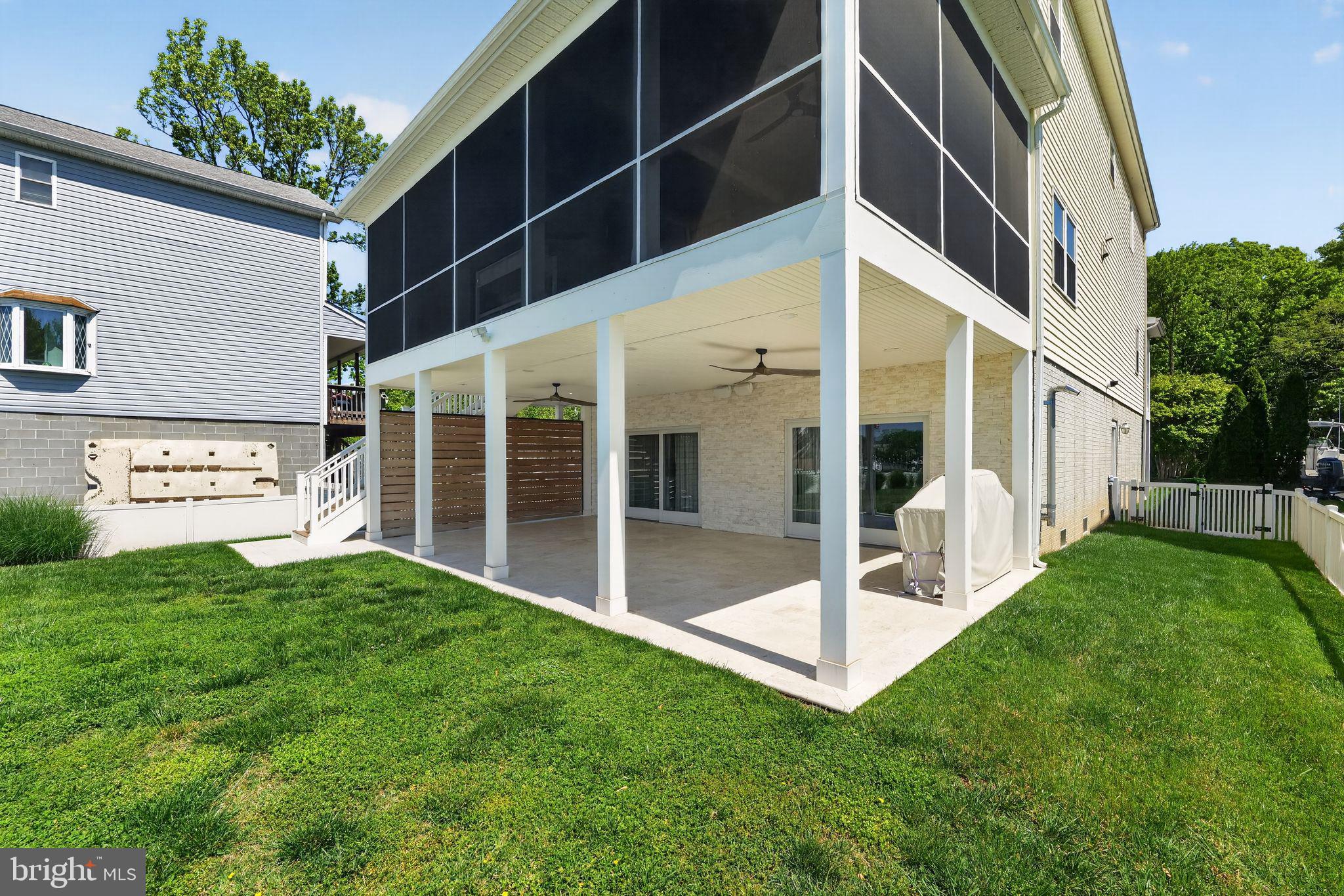 BOWLEYS QUARTERS - Residential