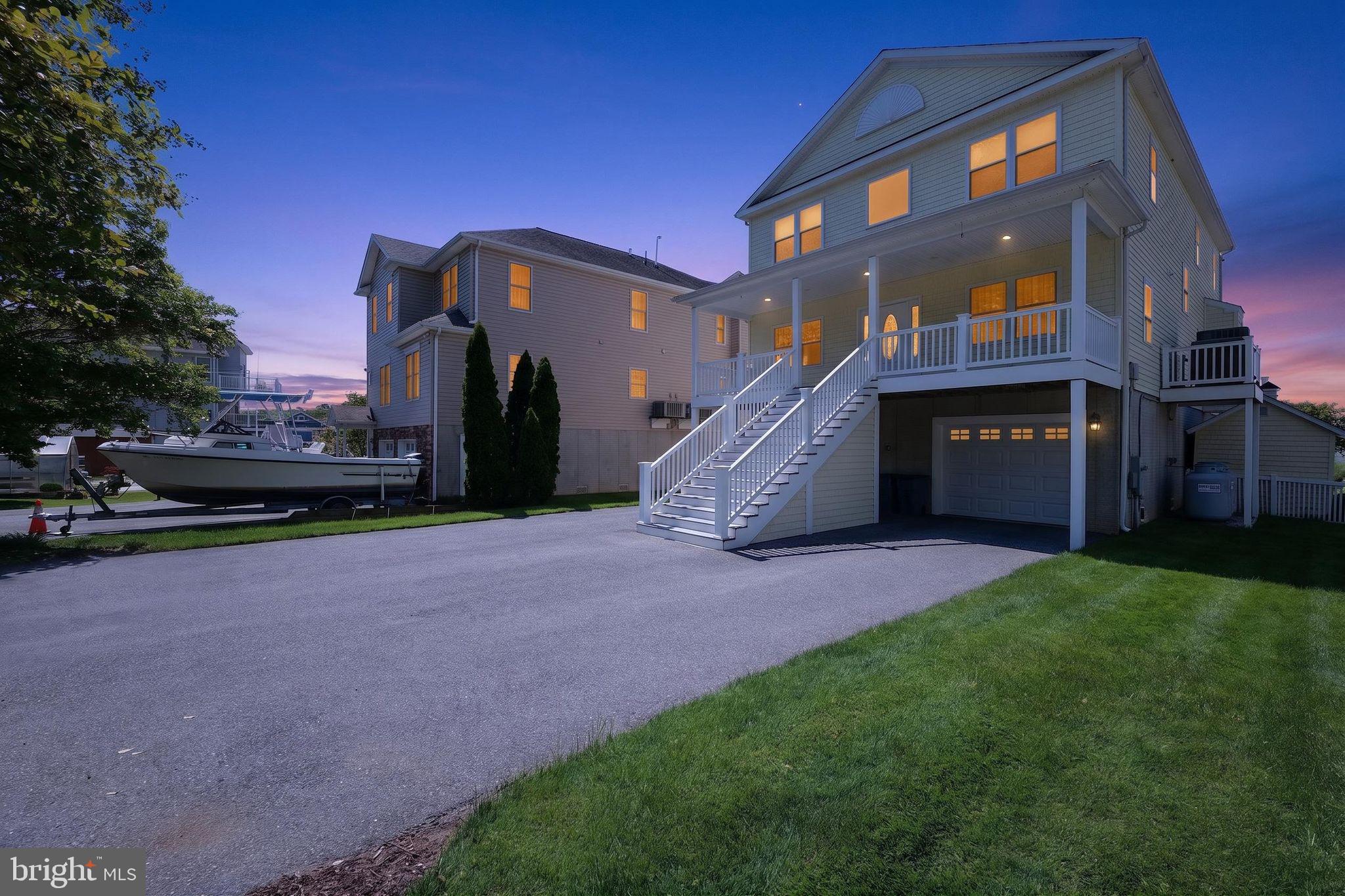 BOWLEYS QUARTERS - Residential