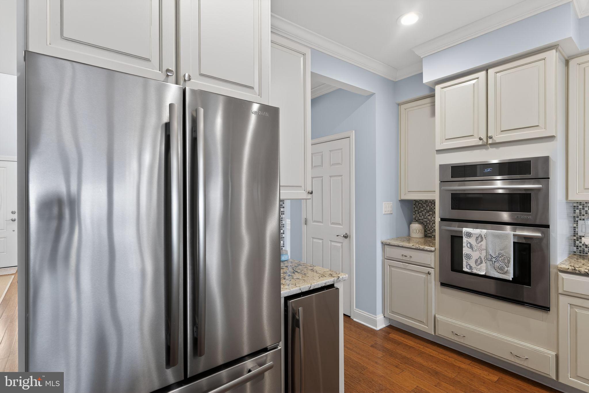 BOWLEYS QUARTERS - Residential