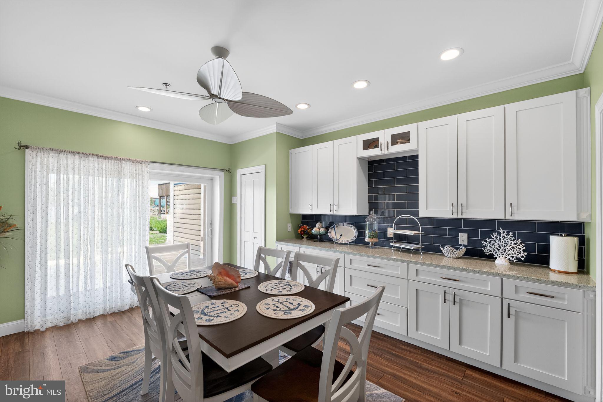 BOWLEYS QUARTERS - Residential