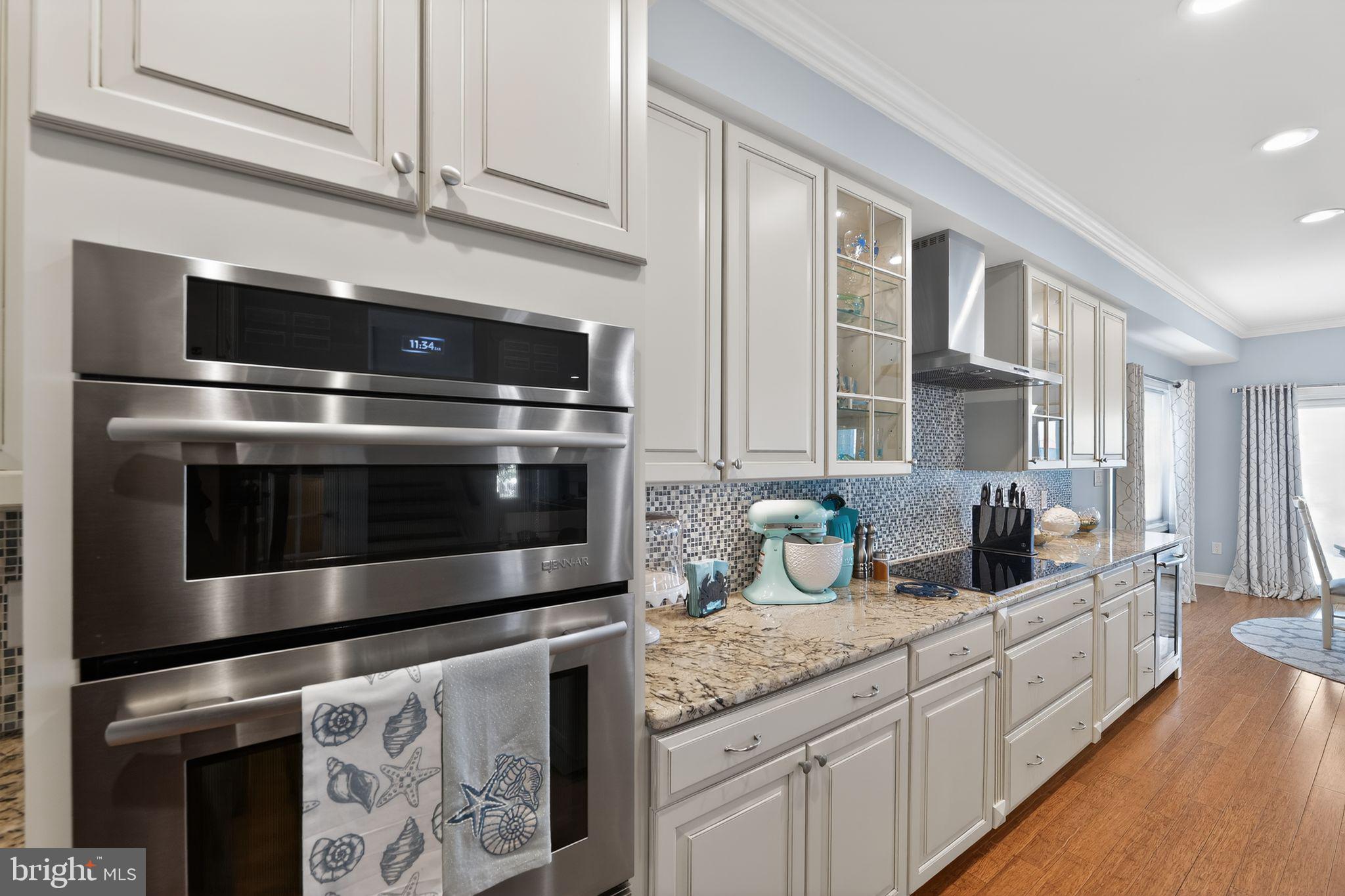 BOWLEYS QUARTERS - Residential