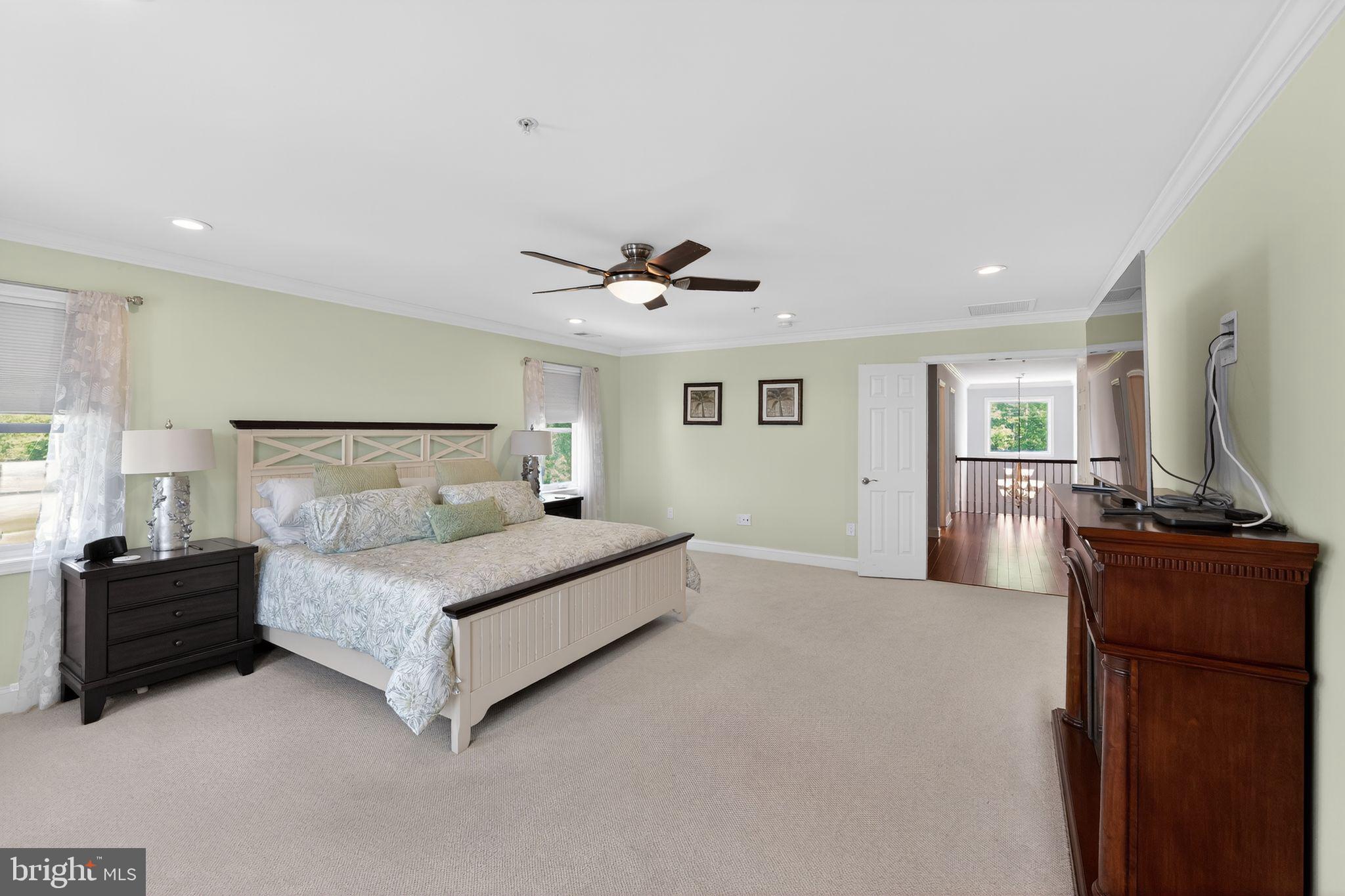 BOWLEYS QUARTERS - Residential