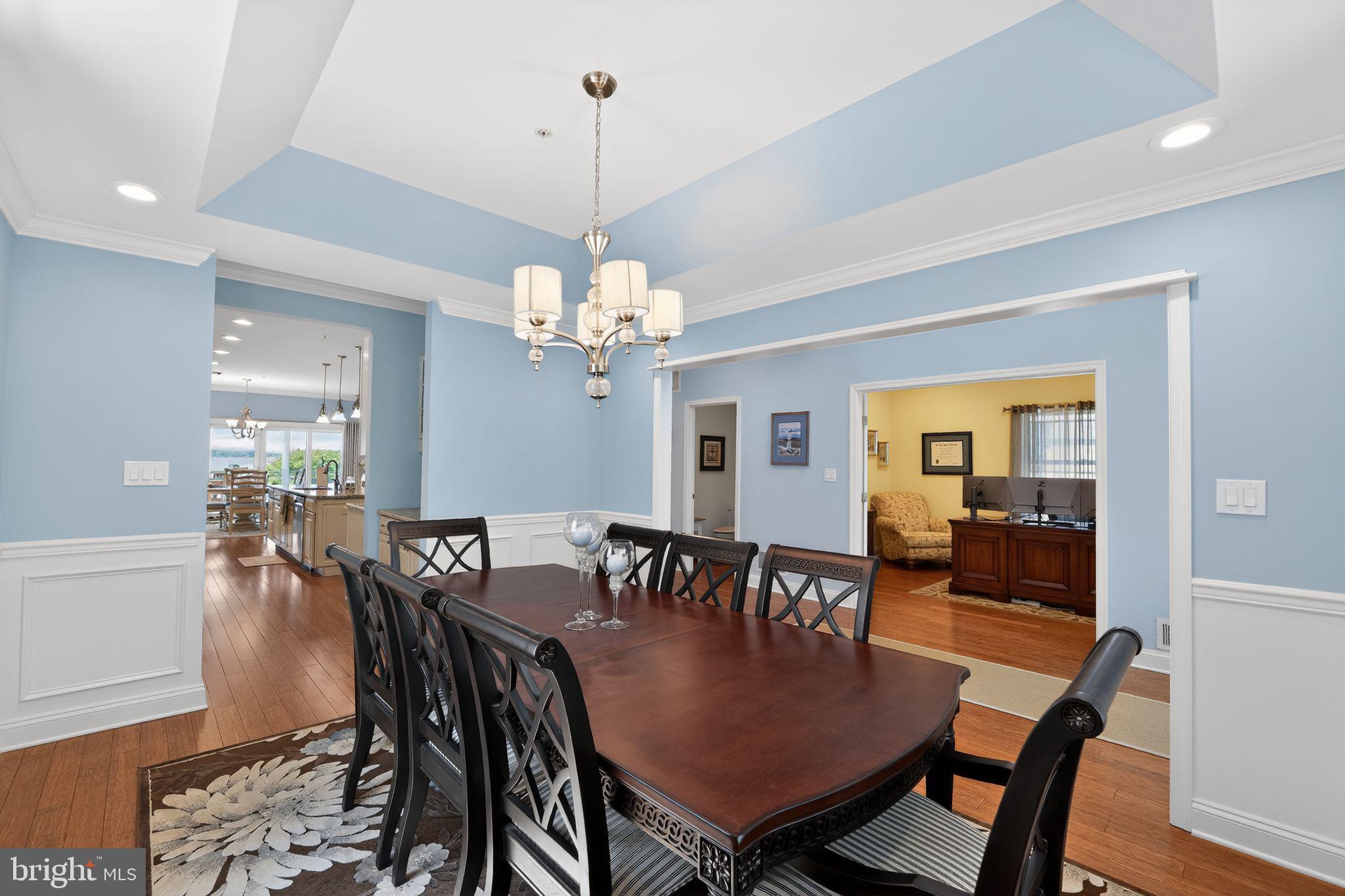 BOWLEYS QUARTERS - Residential