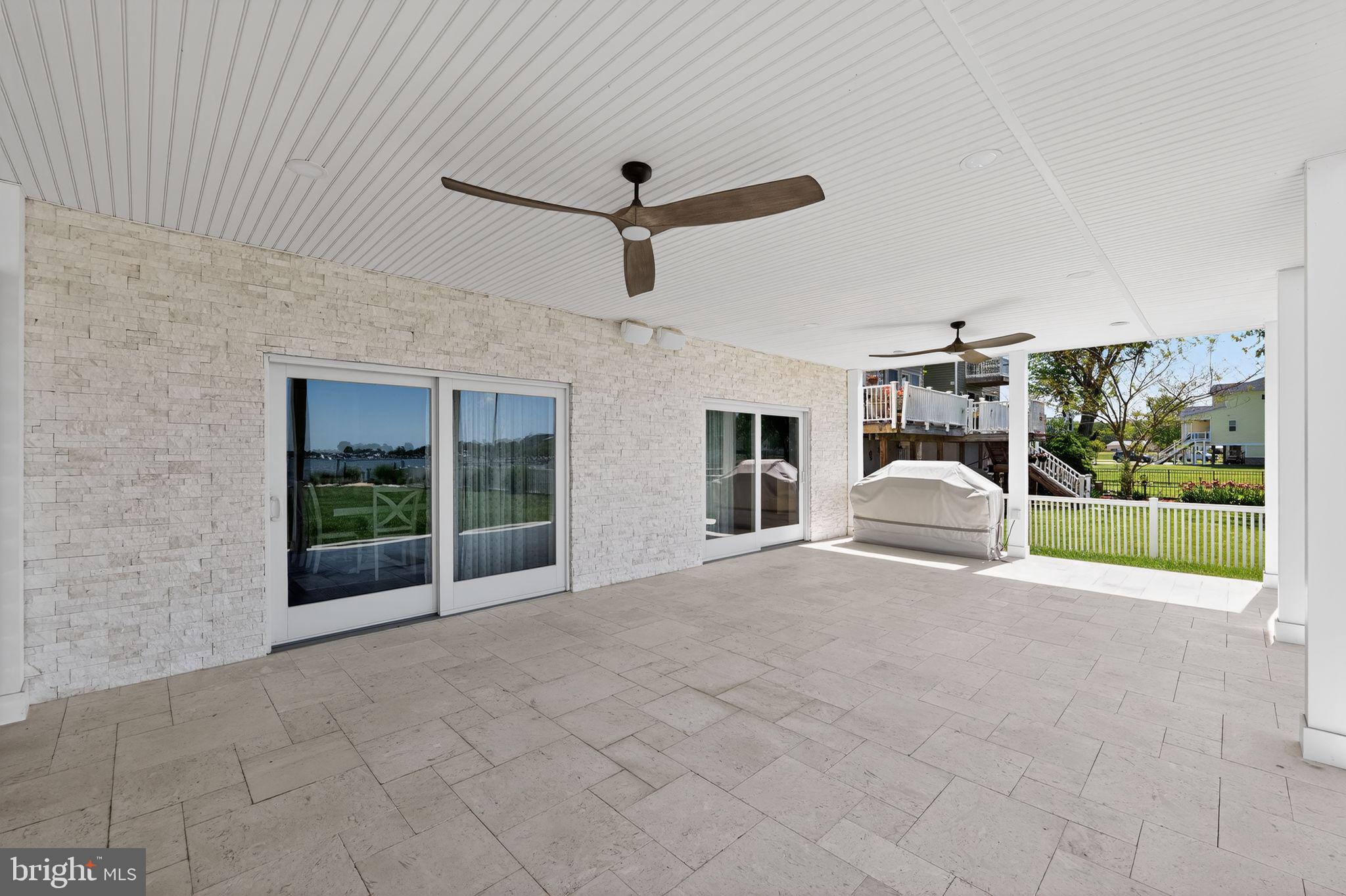 BOWLEYS QUARTERS - Residential