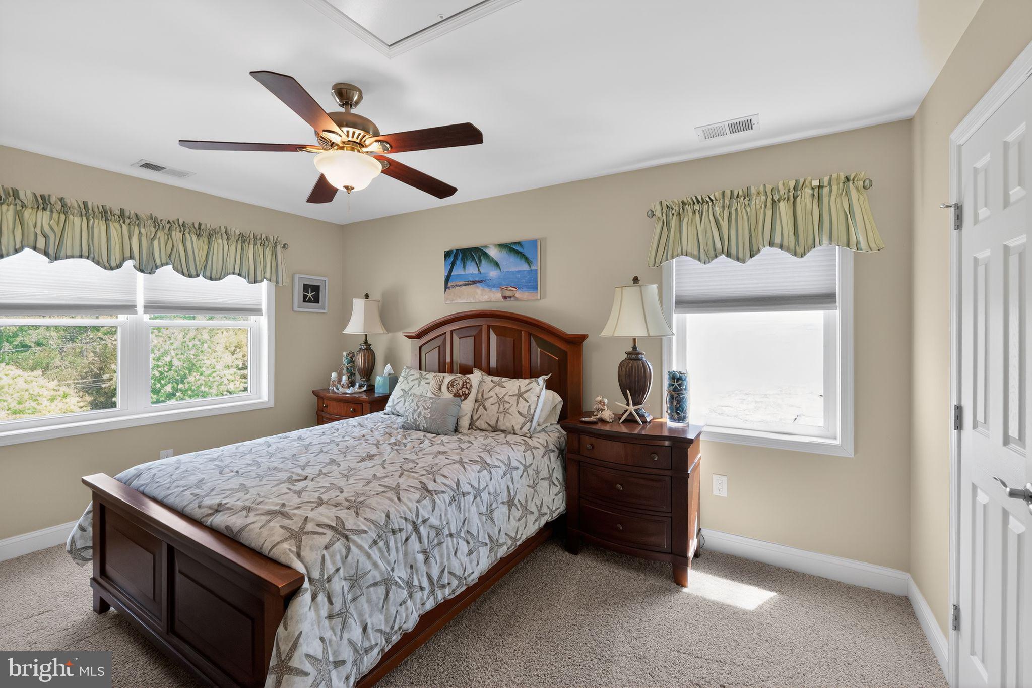 BOWLEYS QUARTERS - Residential