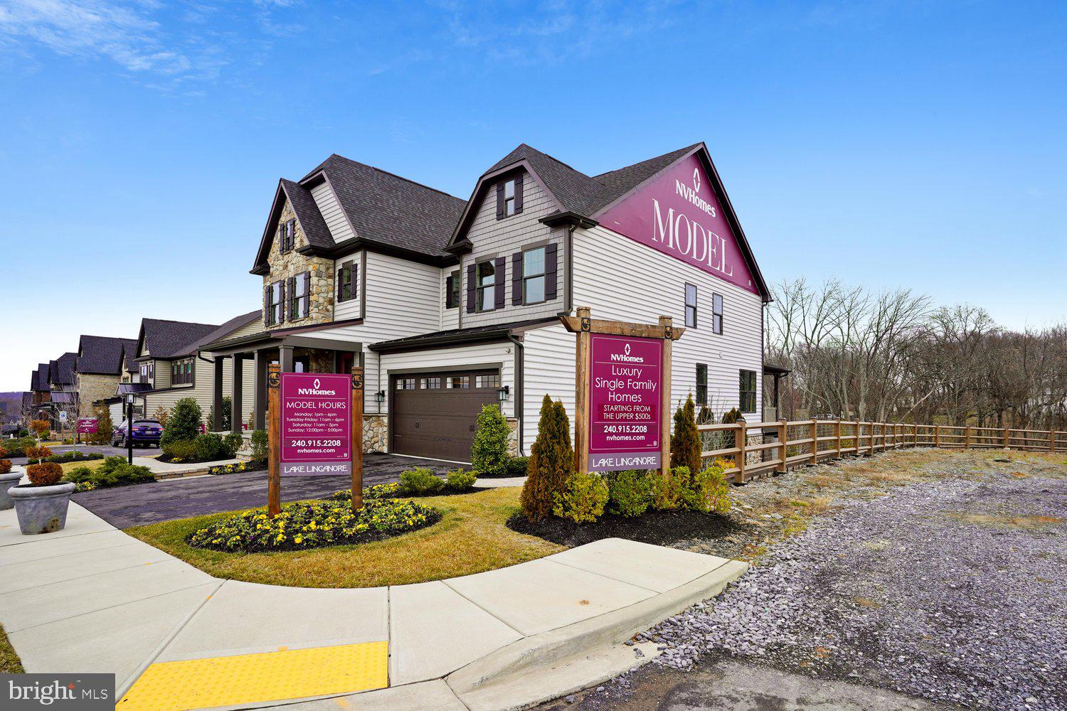 LAKE LINGANORE TOWN CENTER - Residential