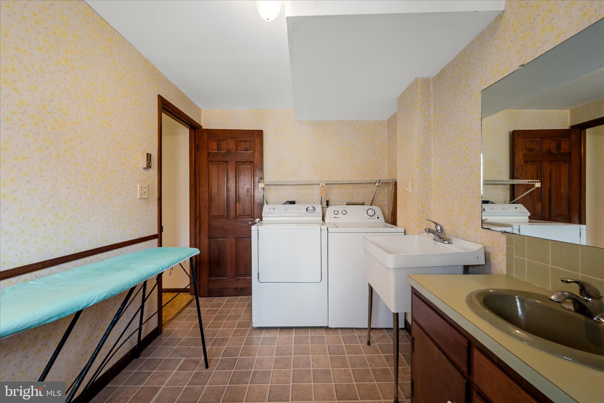 RIVER PARK - Residential