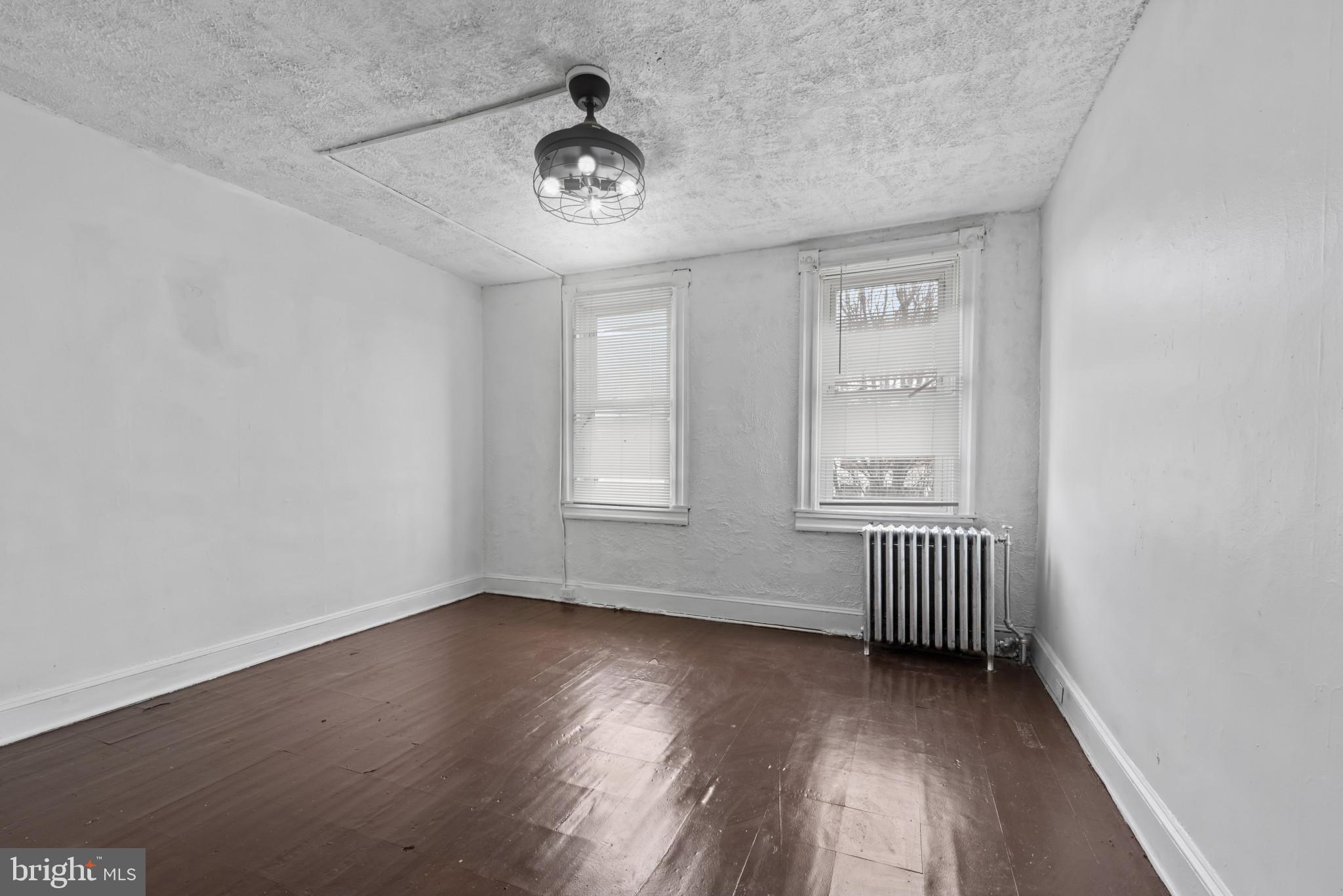 CHARLES VILLAGE - Residential