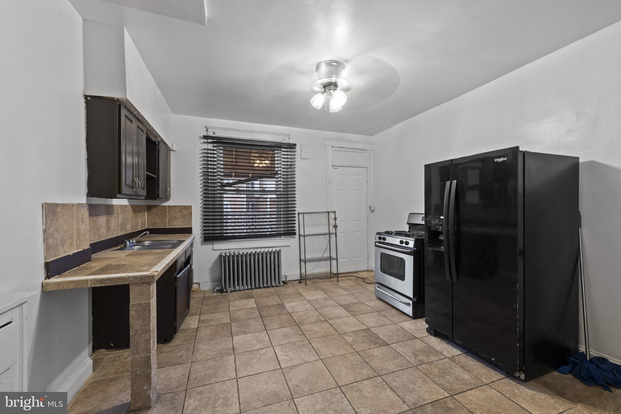 CHARLES VILLAGE - Residential