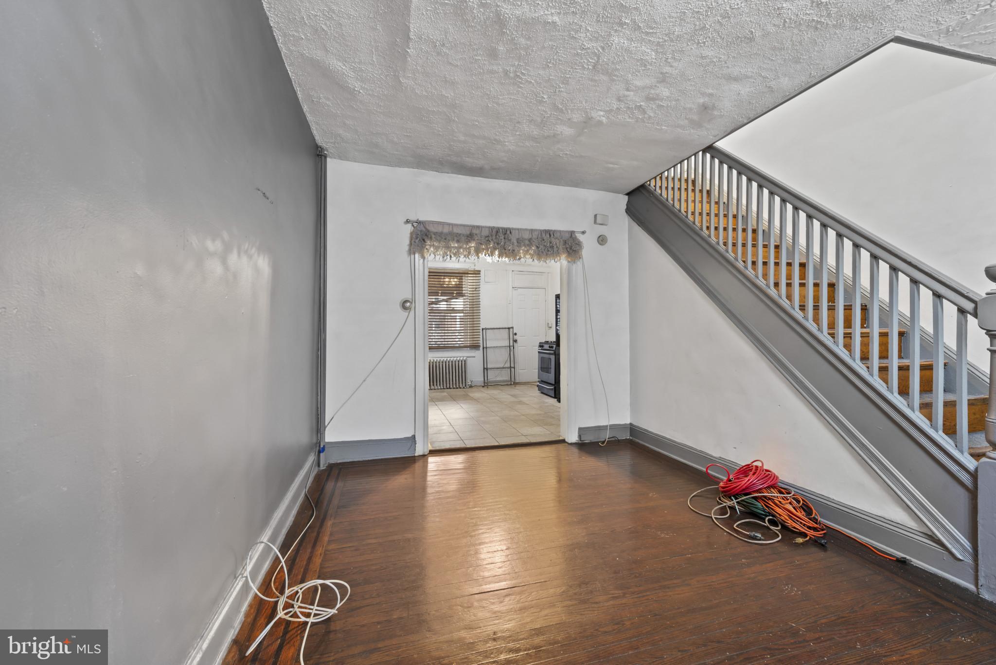 CHARLES VILLAGE - Residential