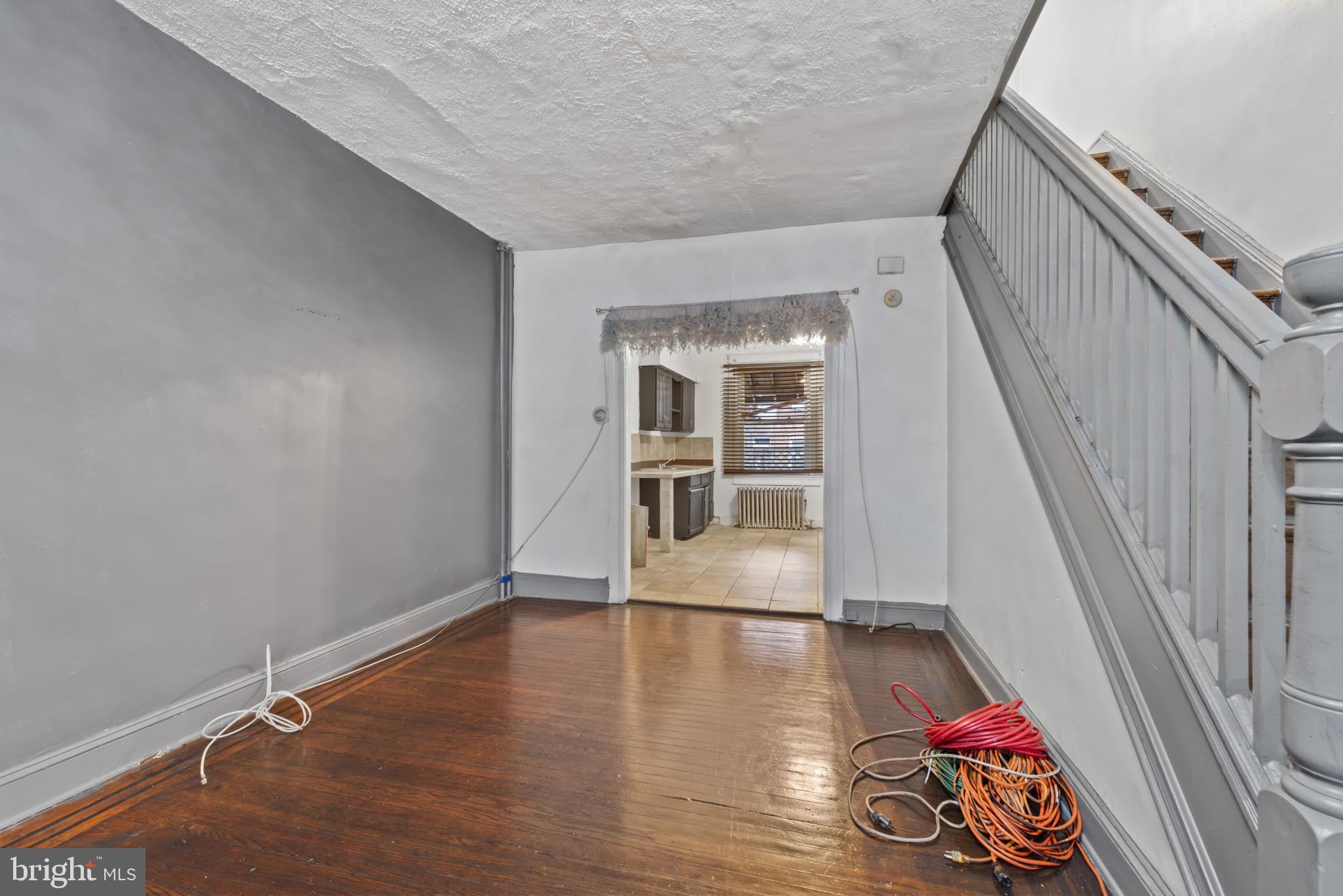 CHARLES VILLAGE - Residential