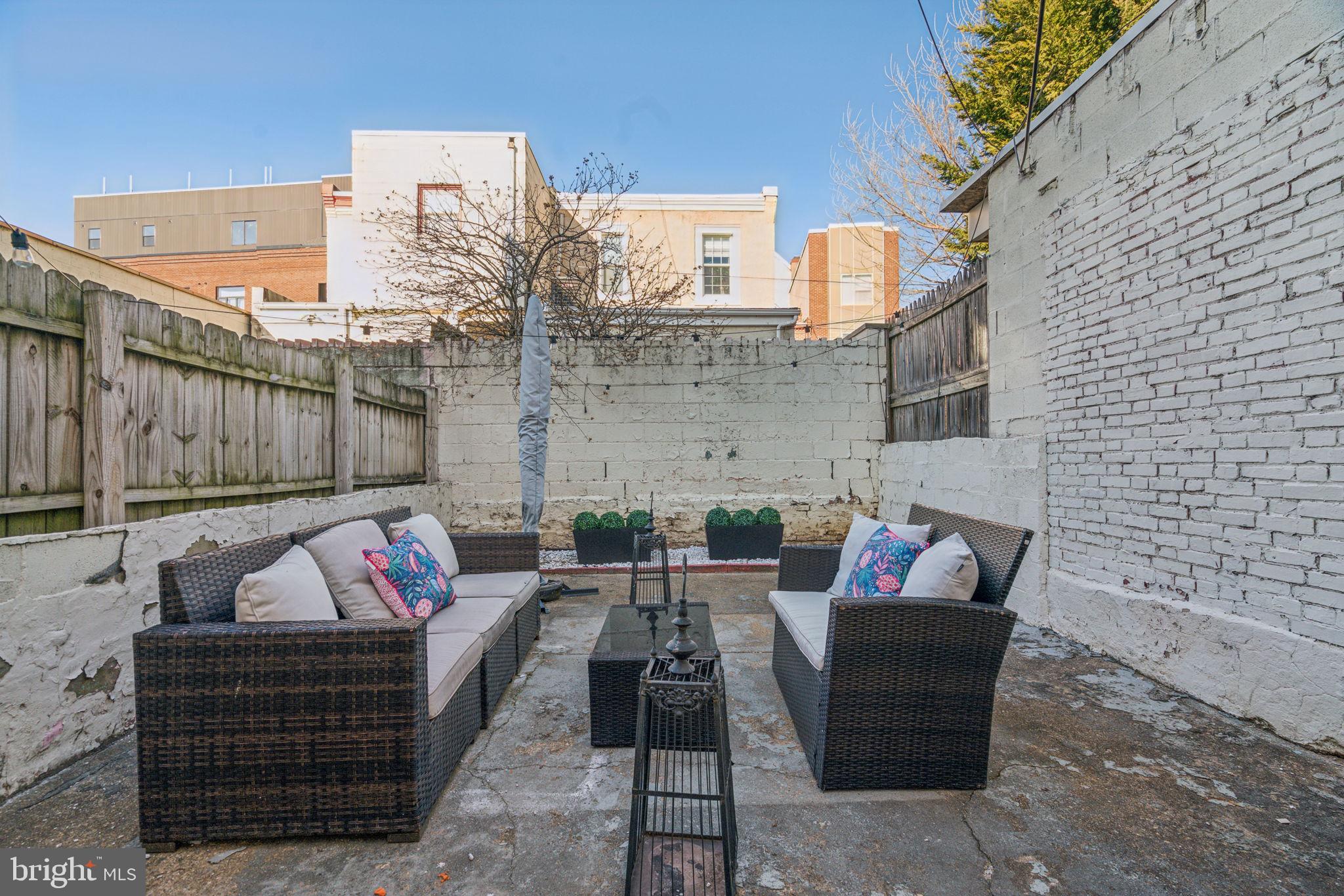 FAIRMOUNT - Residential