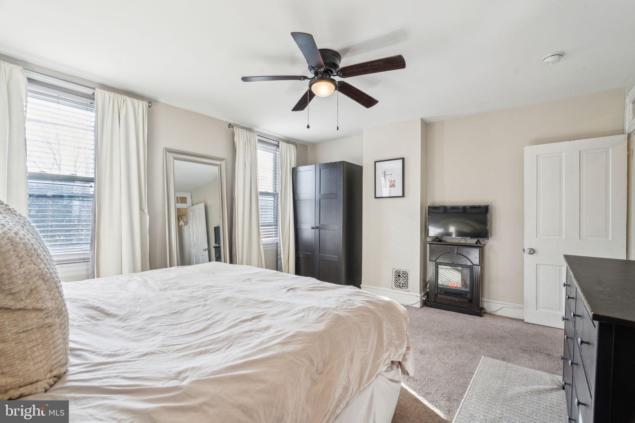 FAIRMOUNT - Residential