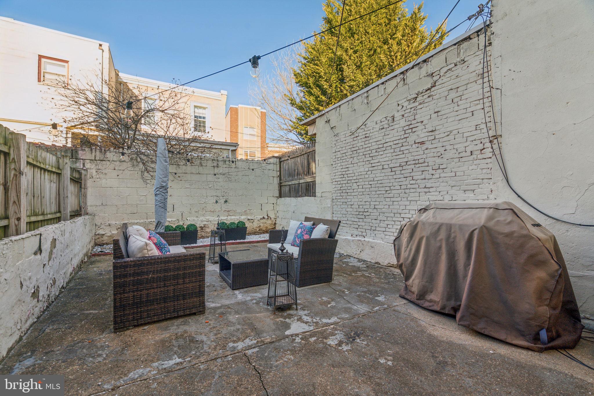 FAIRMOUNT - Residential