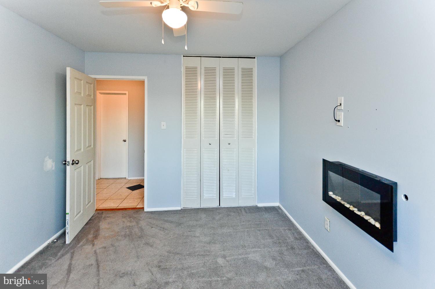 PINE CONDOMINIUM - Residential