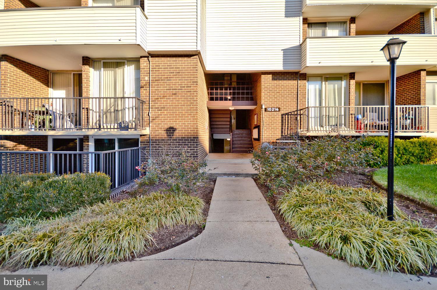 PINE CONDOMINIUM - Residential