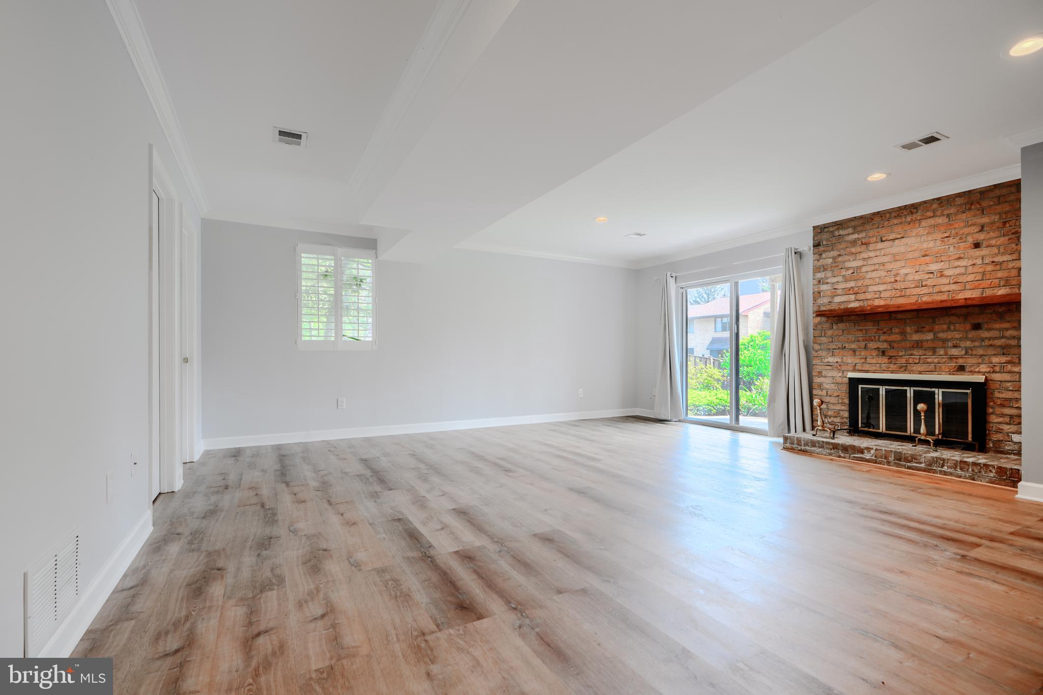 VALLEYWOOD AT FIVE FARMS - Residential