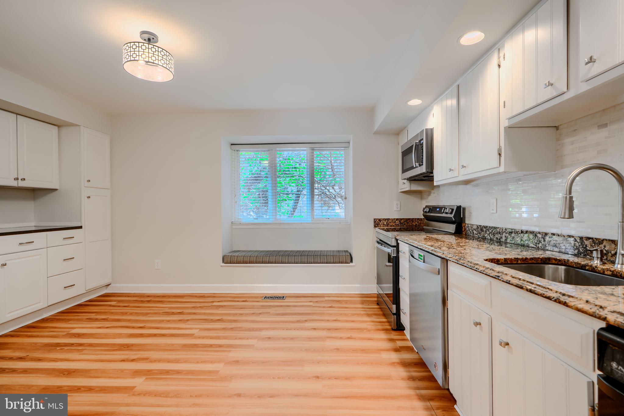 VALLEYWOOD AT FIVE FARMS - Residential