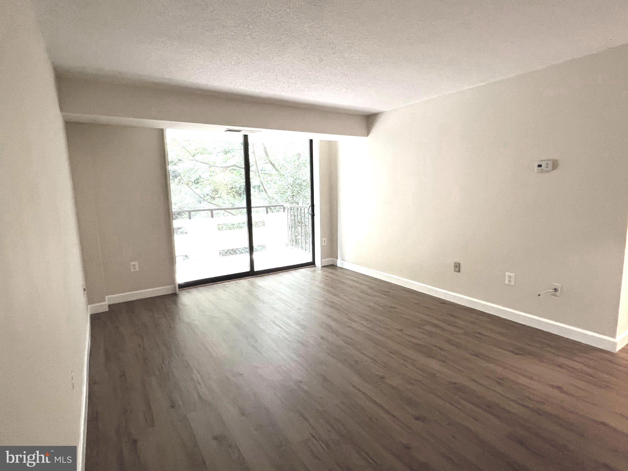 ENCORE OF MCLEAN - Residential Lease