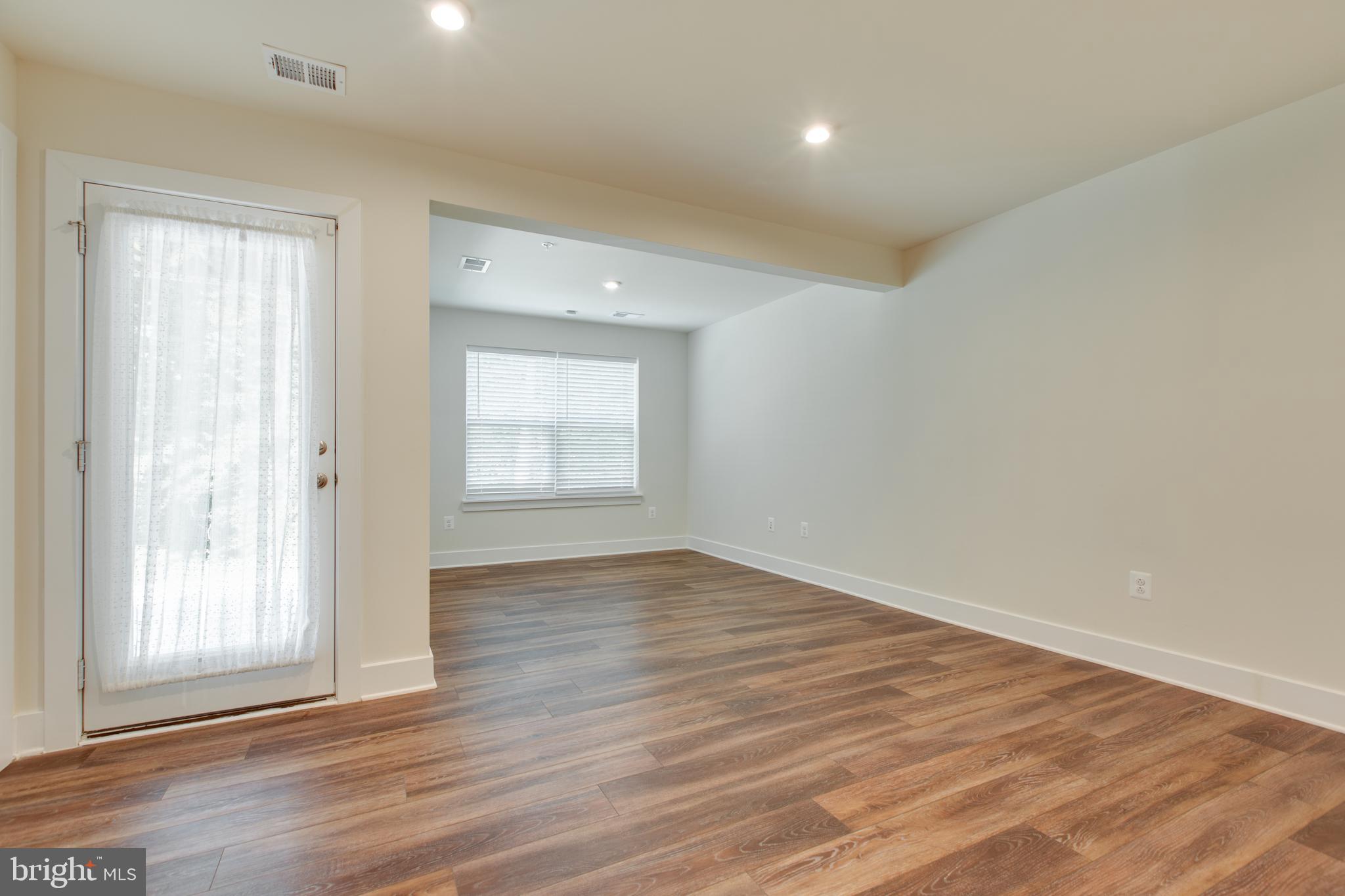 ENCLAVE AT WAUGH CHAPEL - Residential Lease