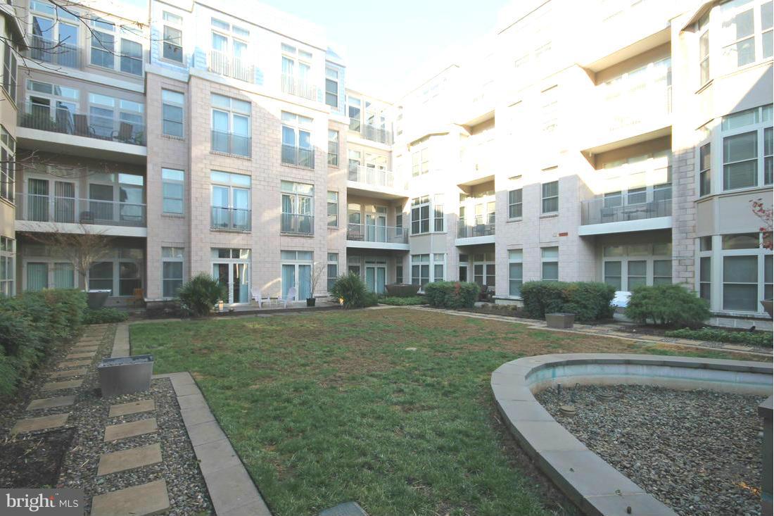 MOUNT VERNON PLACE HISTORIC DISTRICT - Residential Lease