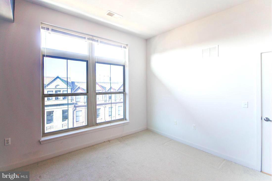 MOUNT VERNON PLACE HISTORIC DISTRICT - Residential Lease