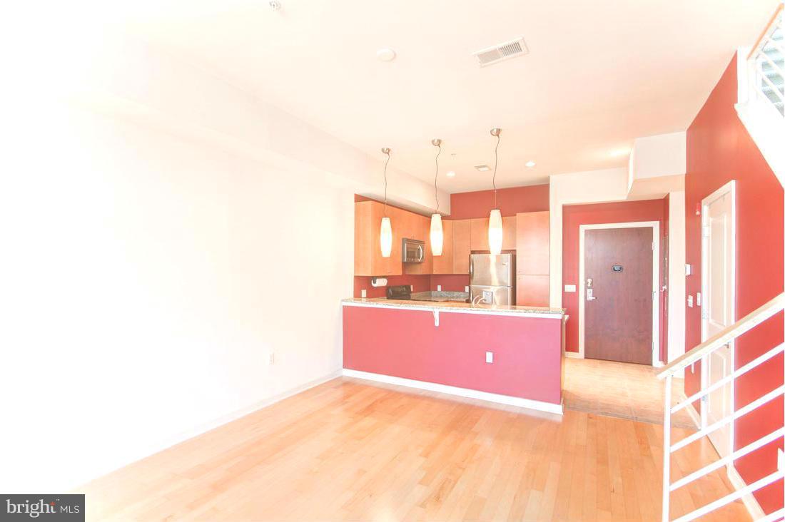 MOUNT VERNON PLACE HISTORIC DISTRICT - Residential Lease