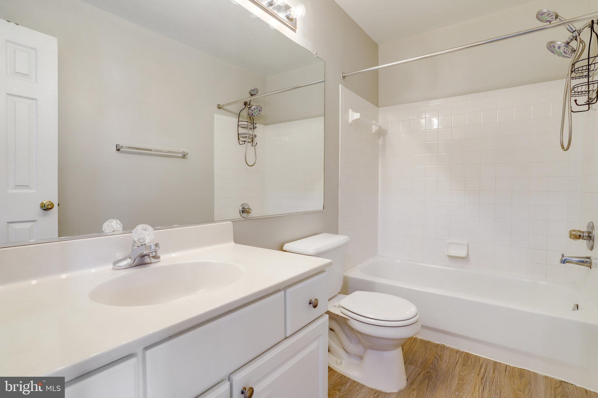 KINGSTOWNE - Residential