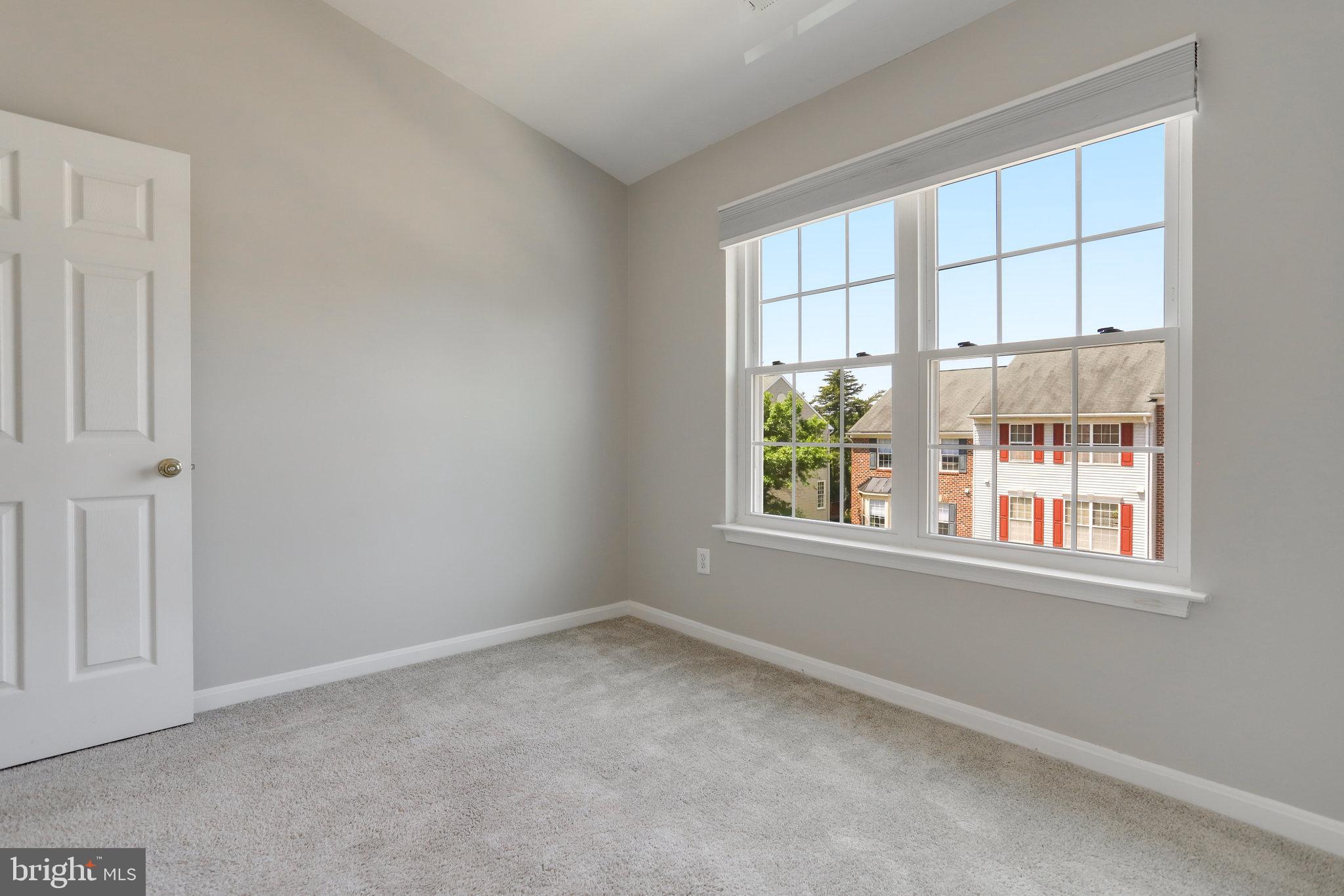 KINGSTOWNE - Residential