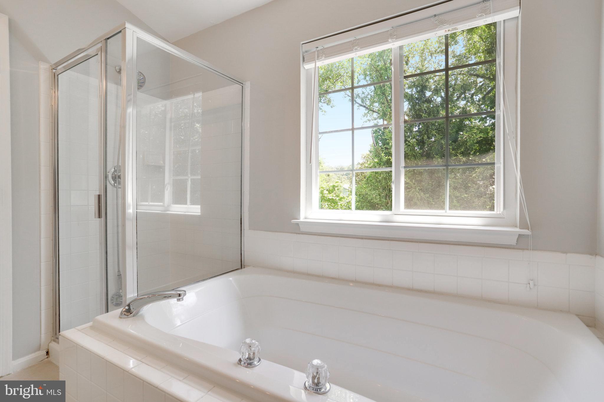 KINGSTOWNE - Residential