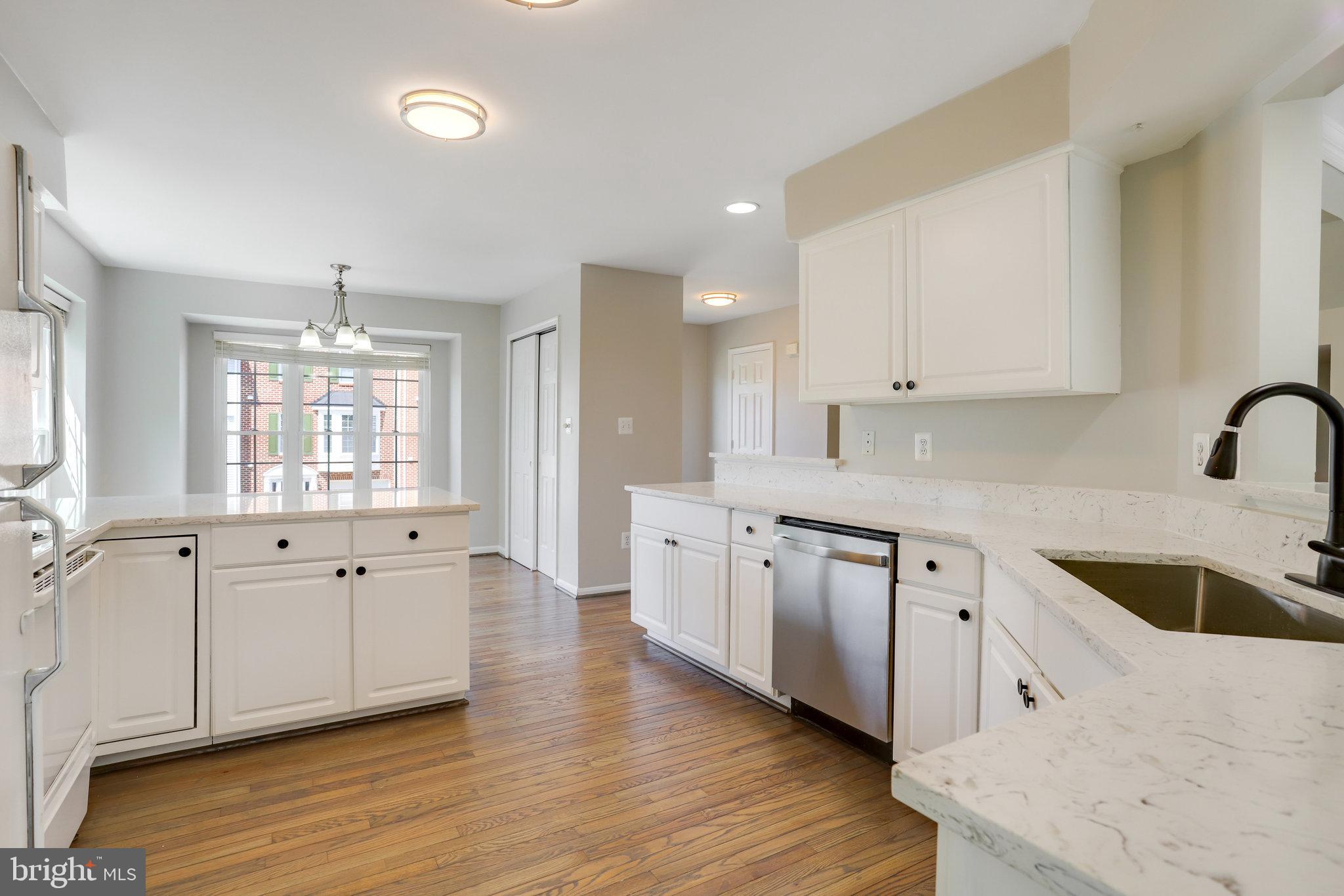 KINGSTOWNE - Residential