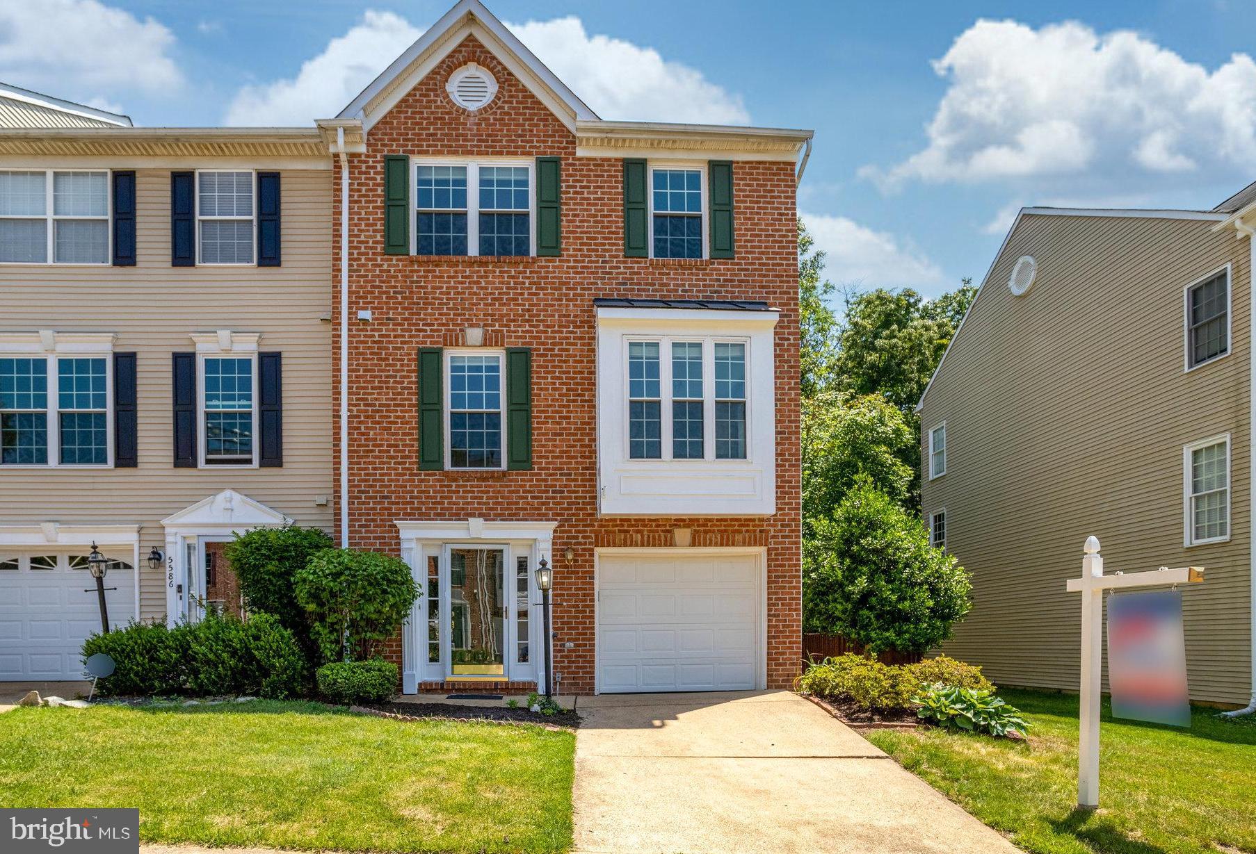 KINGSTOWNE - Residential