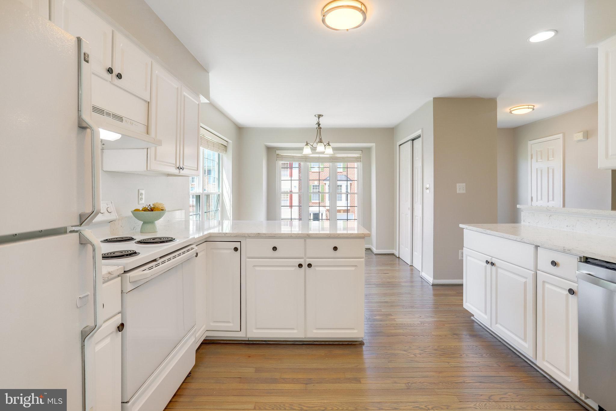 KINGSTOWNE - Residential