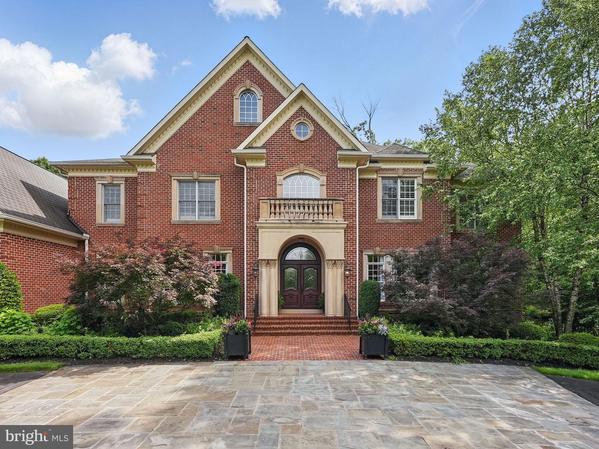 2555 VALE RIDGE COURT
