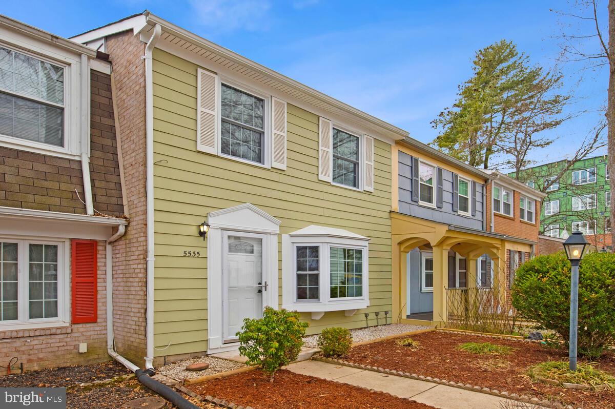 5535 GREEN DORY LANE