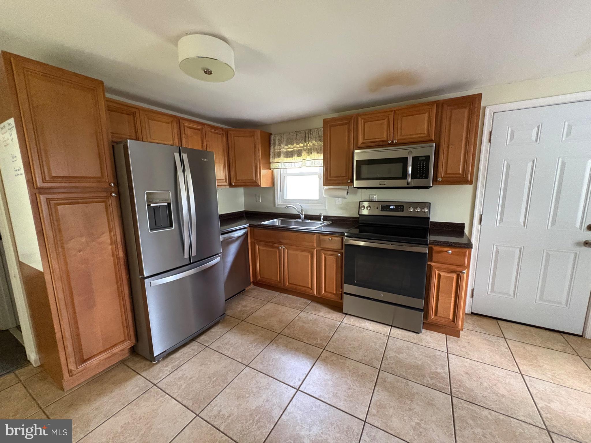 200 ROWLANDSVILLE ROAD