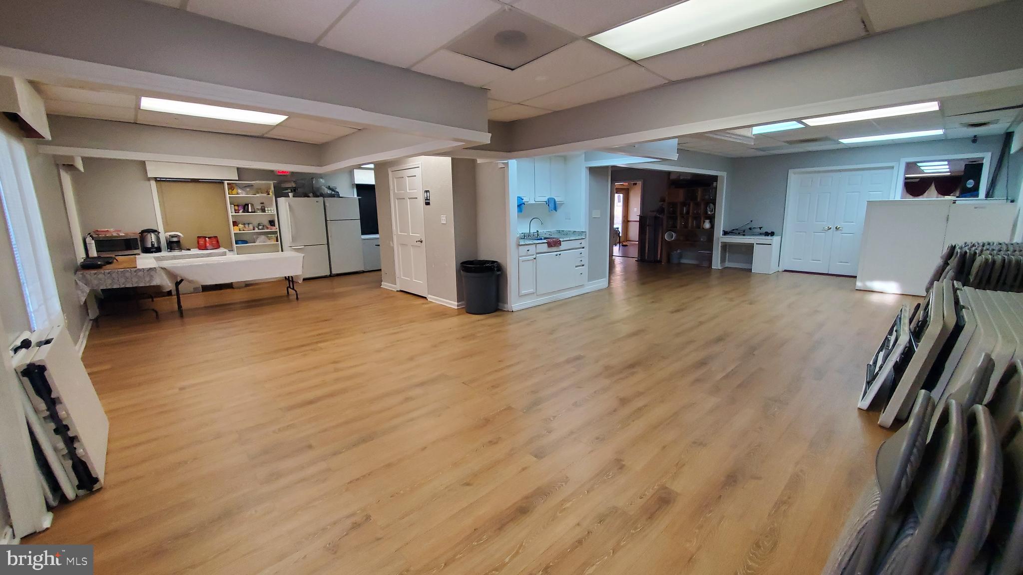 CRESTWOOD VILLAGE - Commercial Sale