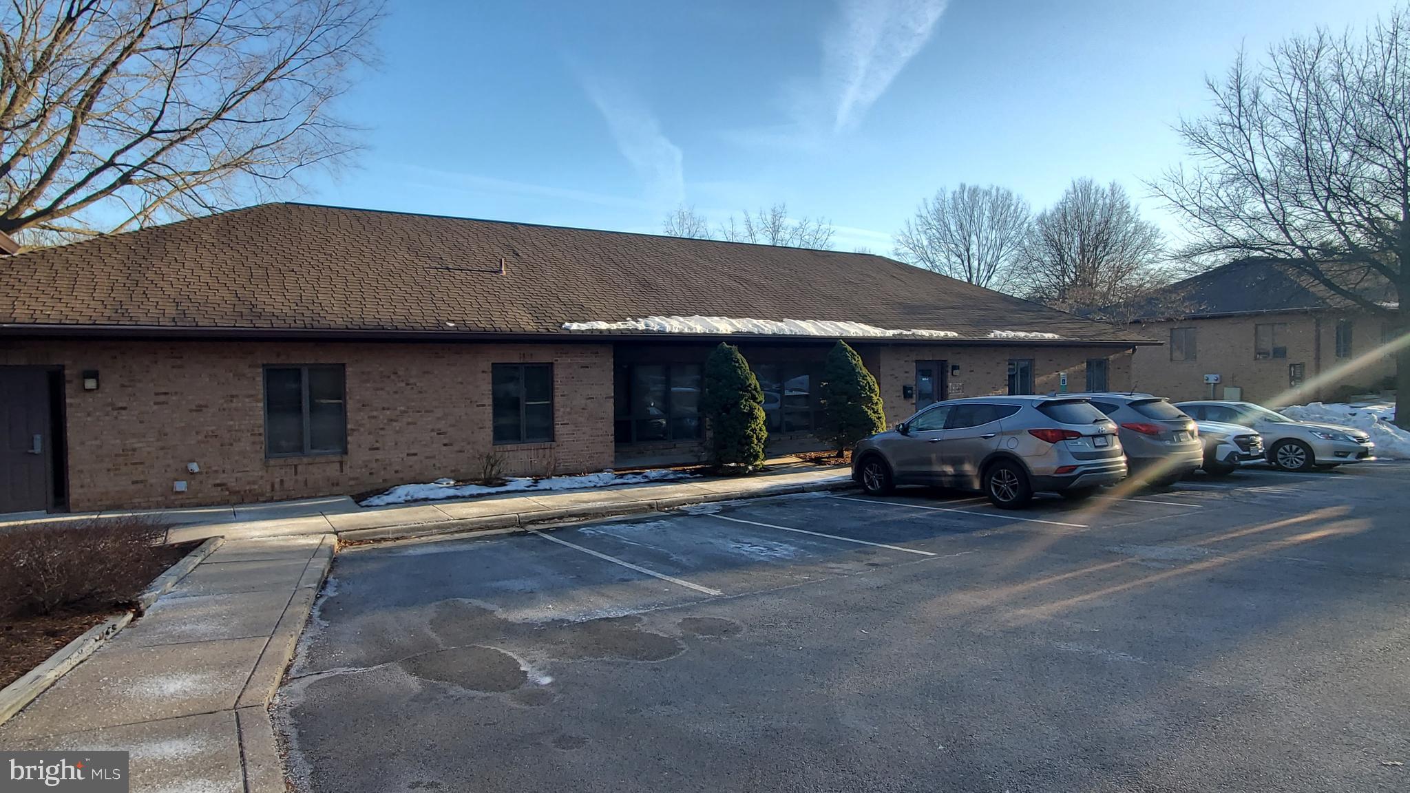CRESTWOOD VILLAGE - Commercial Sale