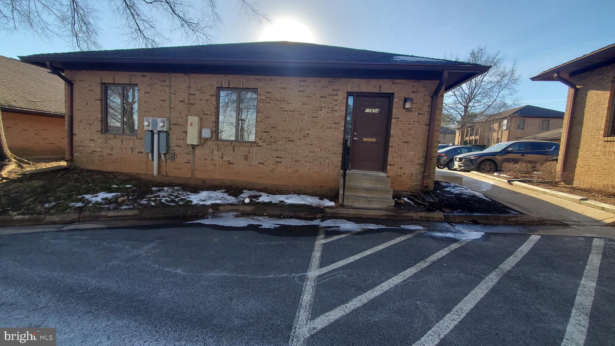 CRESTWOOD VILLAGE - Commercial Sale