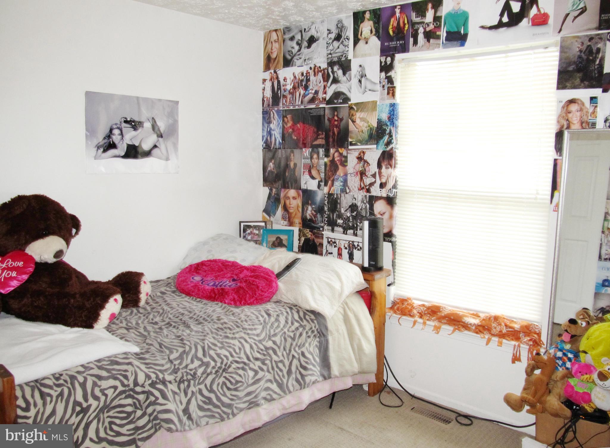 WHITE OAK VILLAGE SUB - Residential