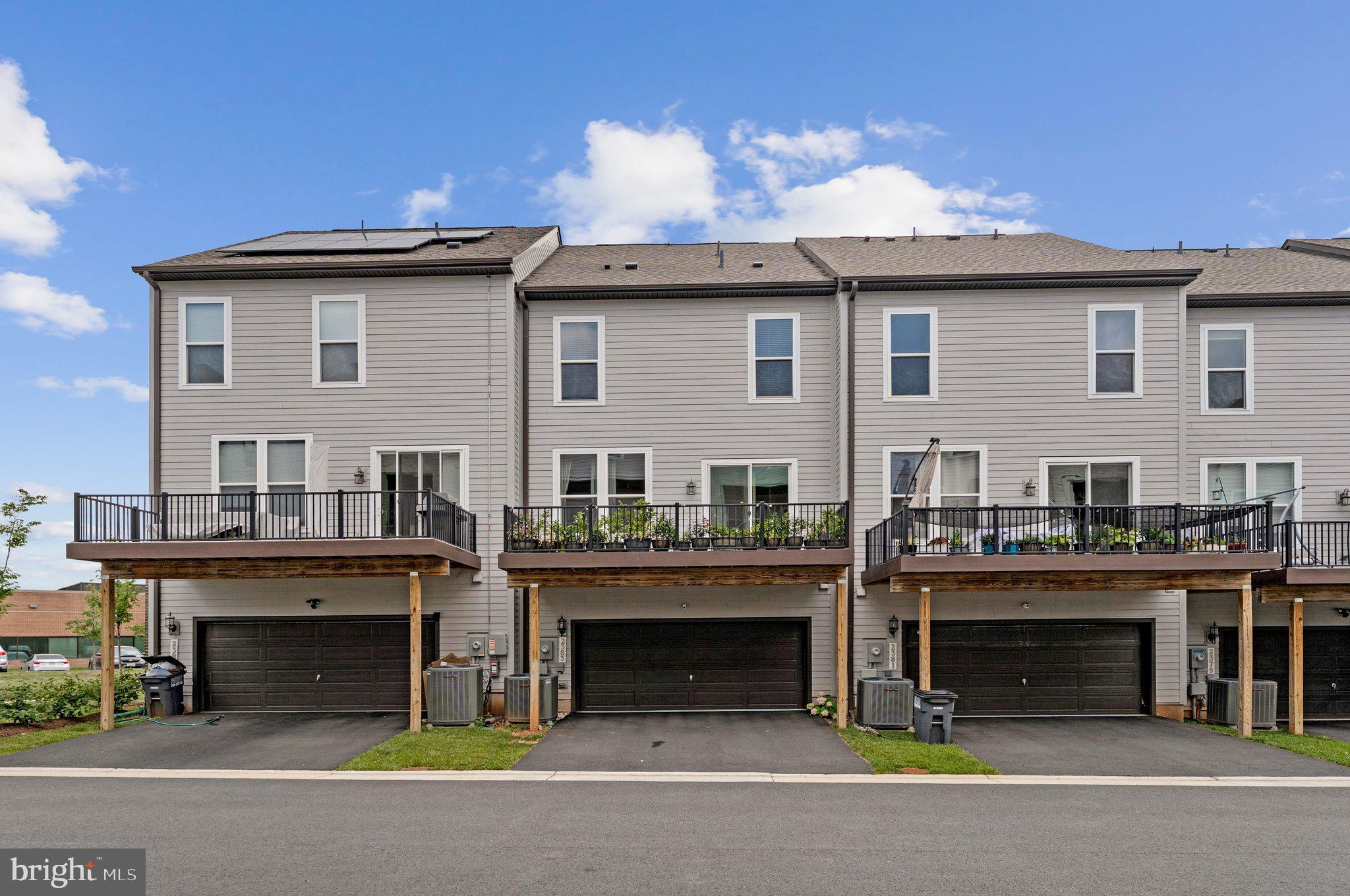 2383 LIBERTY LOOP