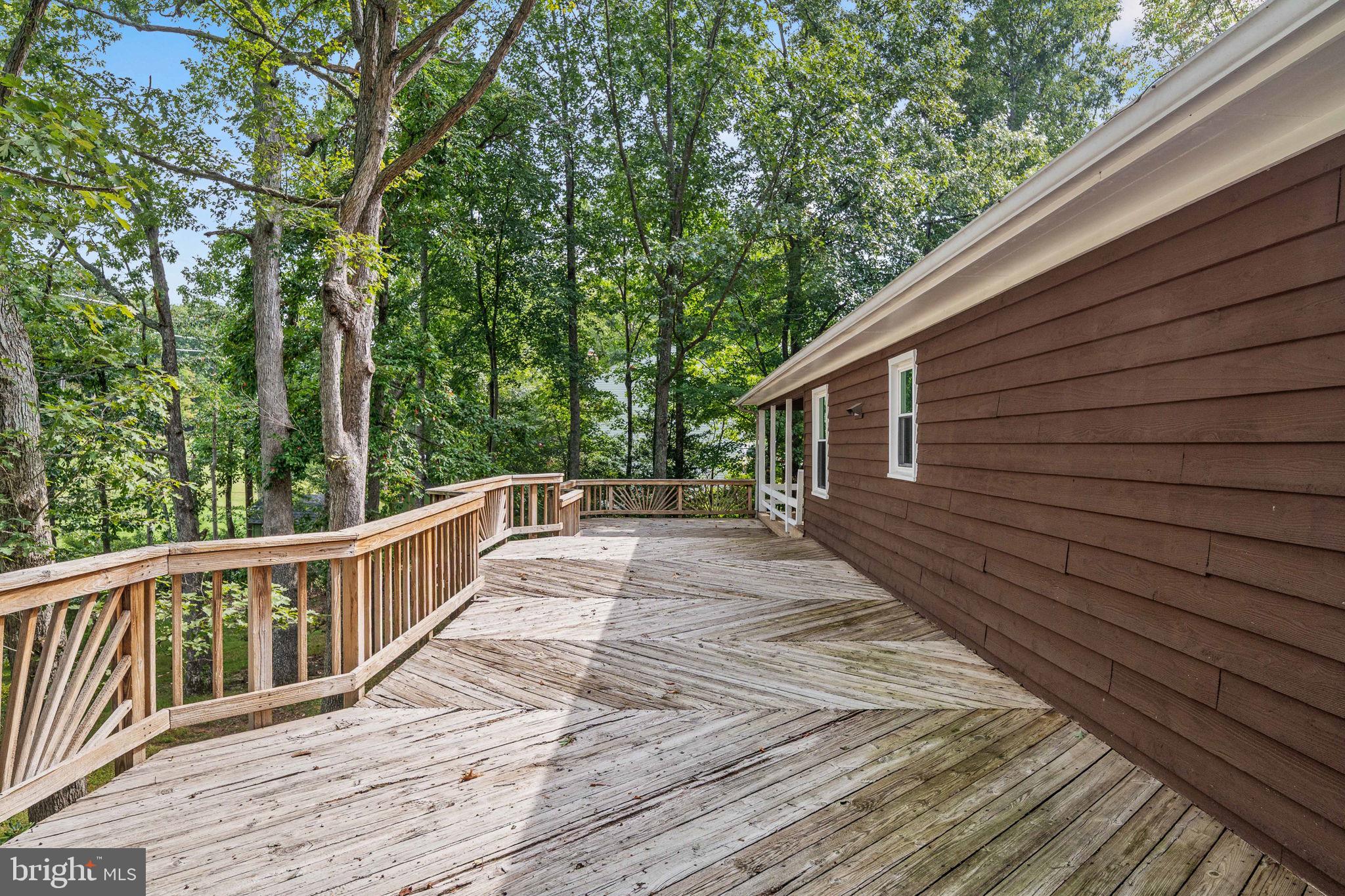 5844 ANTHONY DRIVE