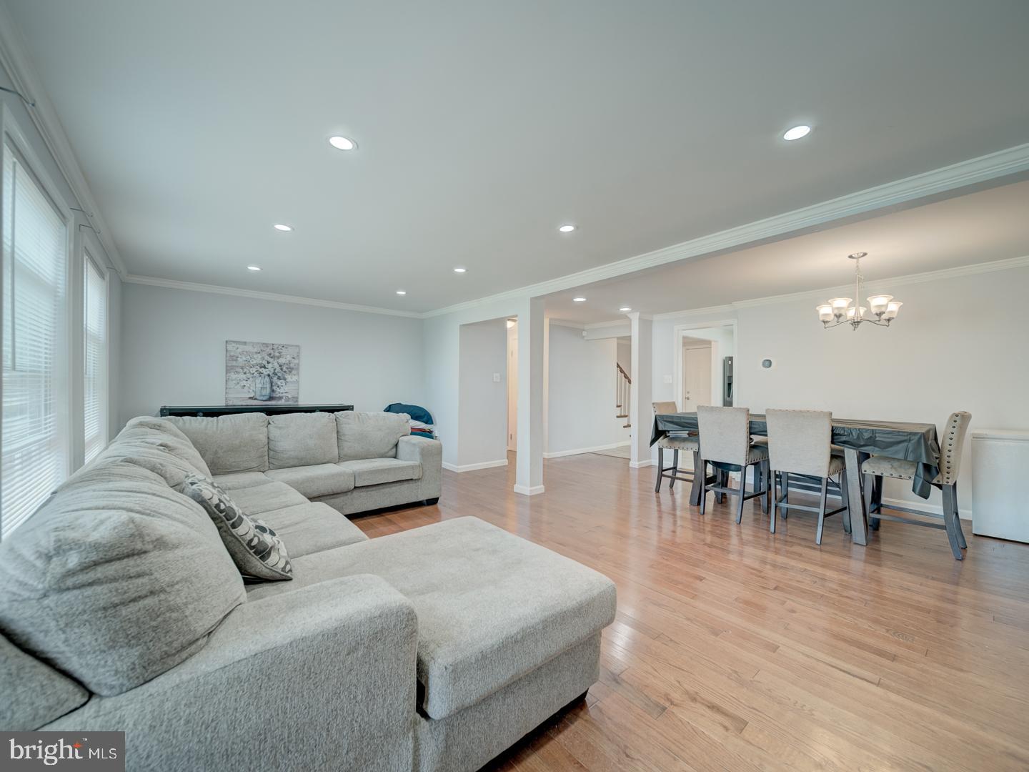 PINEWOOD HILL - Residential