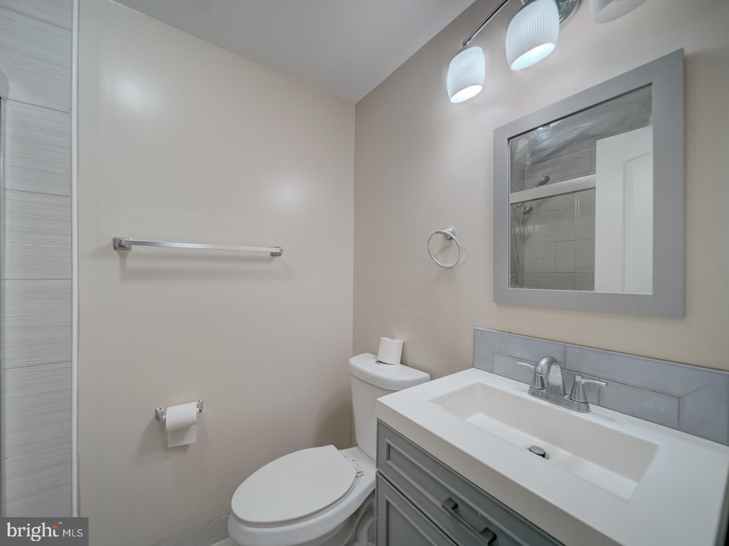 PINEWOOD HILL - Residential