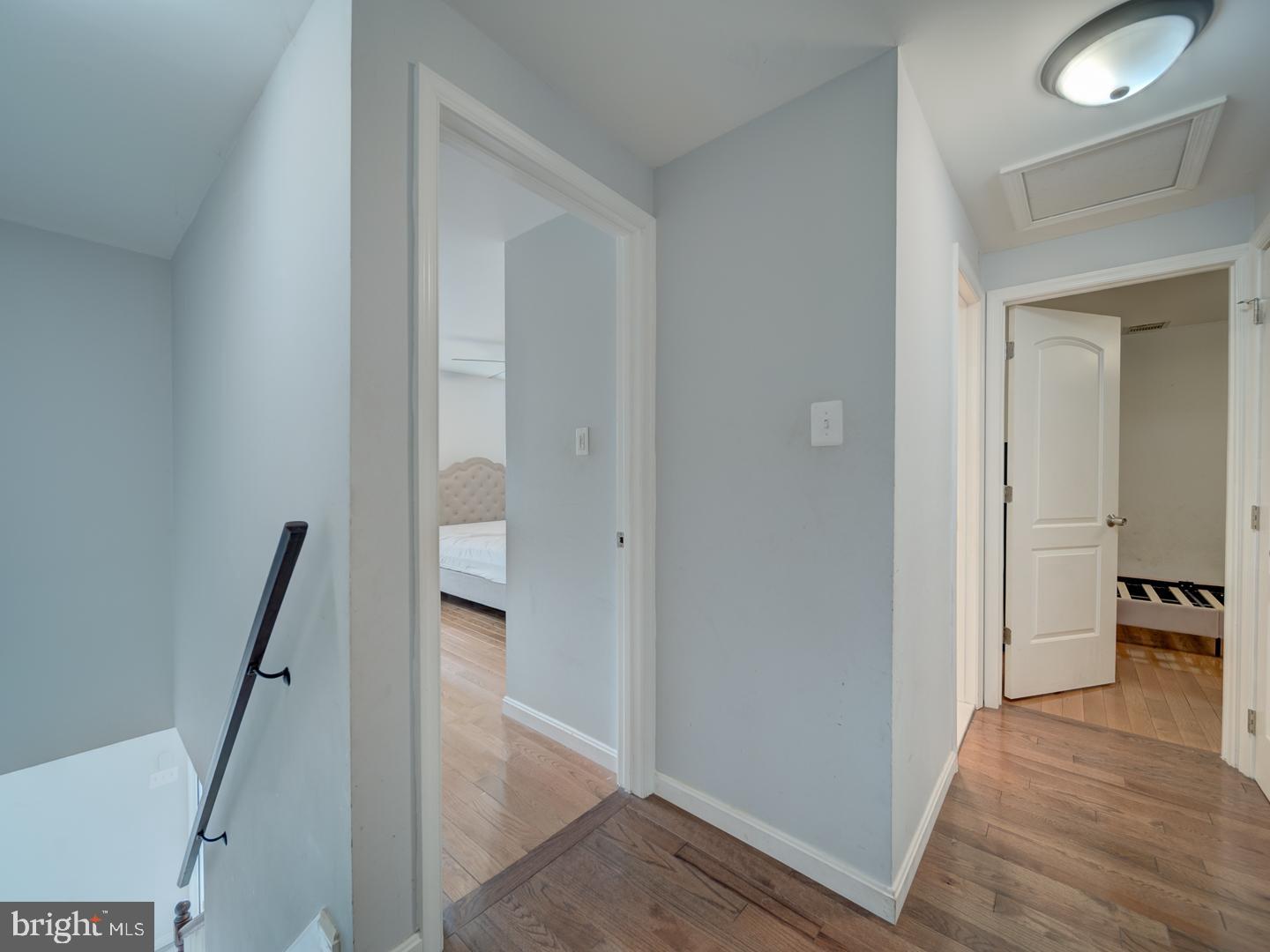 PINEWOOD HILL - Residential