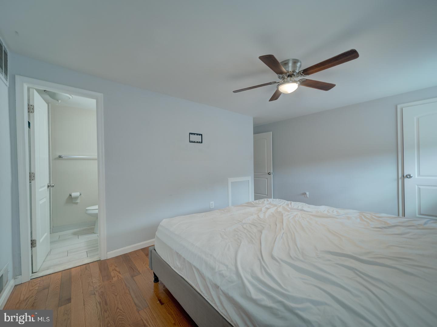 PINEWOOD HILL - Residential