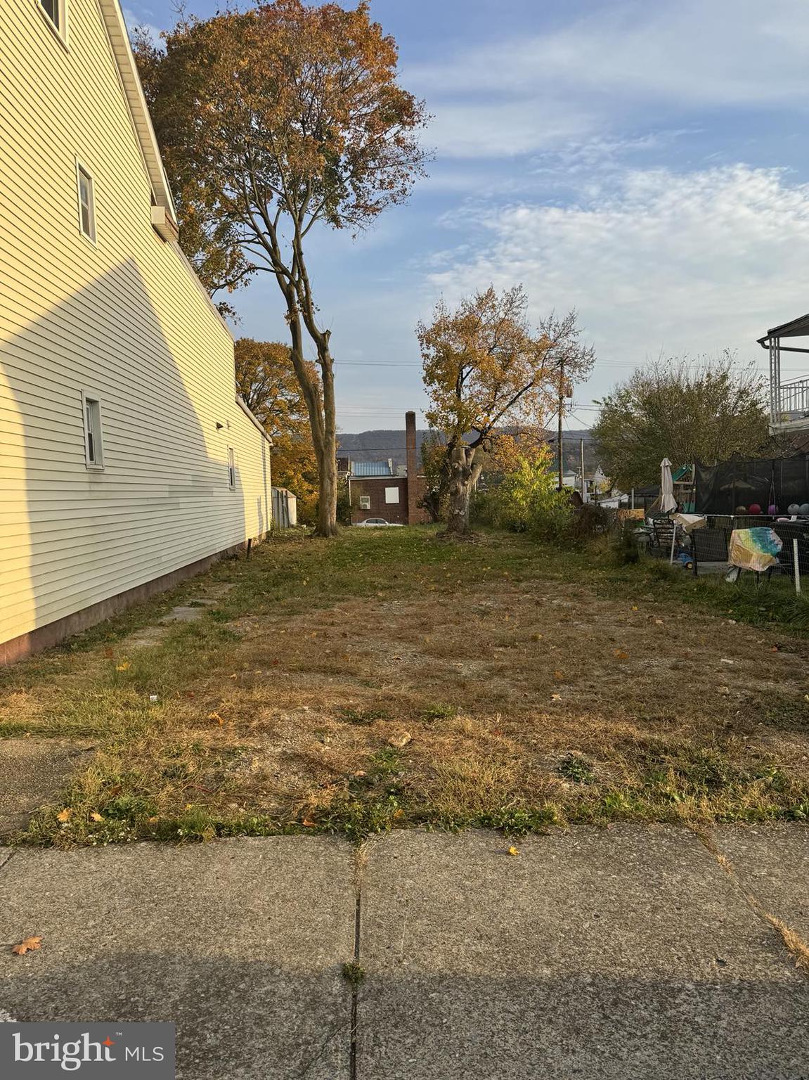 Building lot or turn into your own space, need parking? Need a great priced lot for a new home? This is in a convenient location to downtown Lewistown.