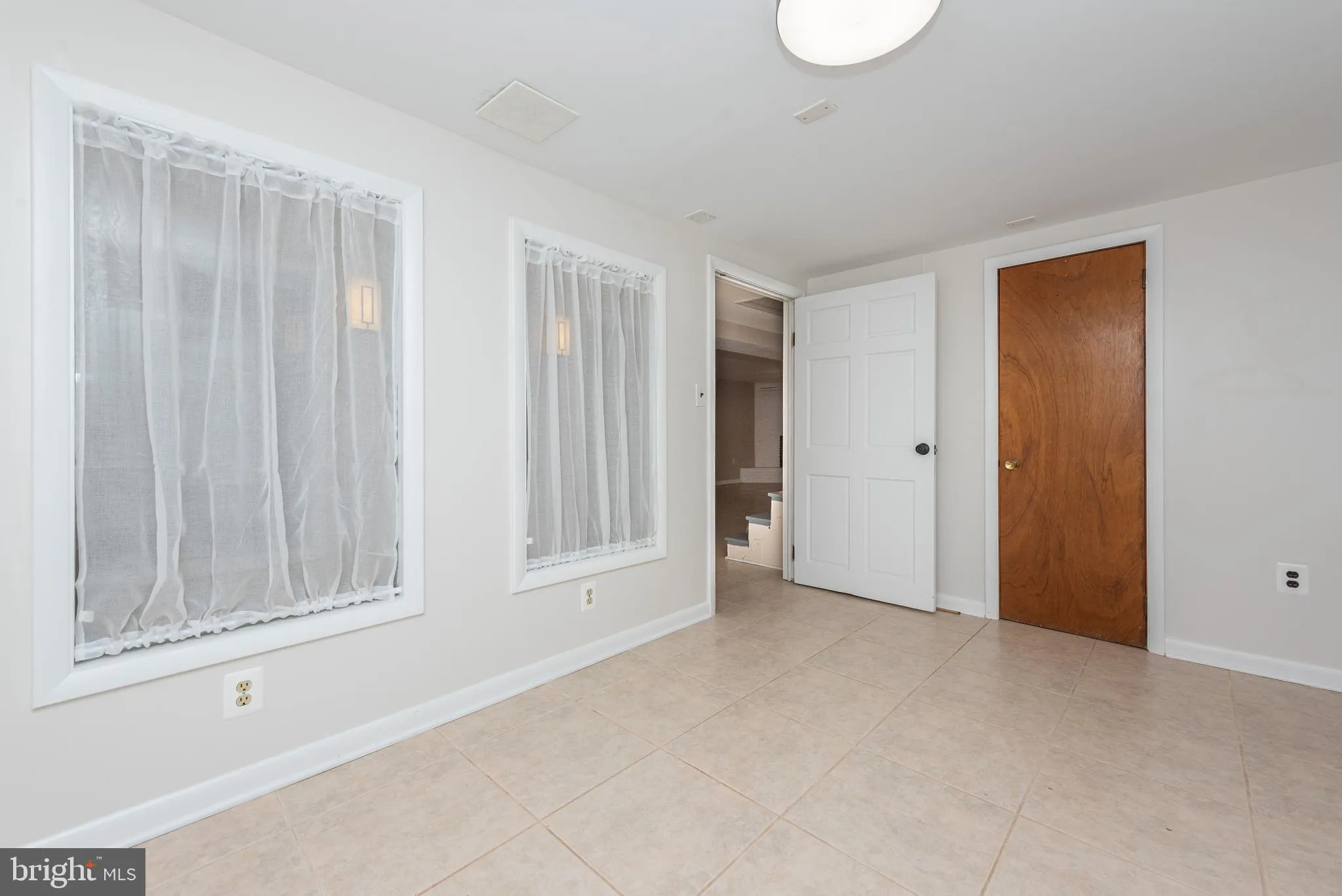 Perry Hall, Maryland 21128, United States, 6 Bedrooms Bedrooms, ,4 BathroomsBathrooms,Residential,Active,114695