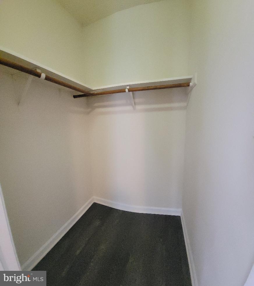 SURRY WOODS - Residential Lease