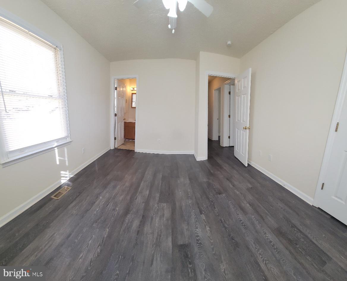 SURRY WOODS - Residential Lease